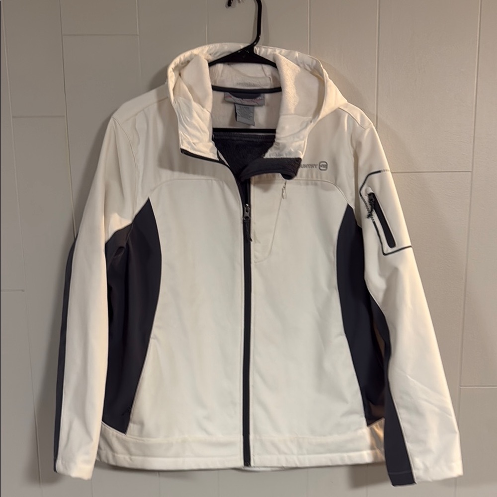 Free Country Softshell Jacket with Fleece Lining - XL